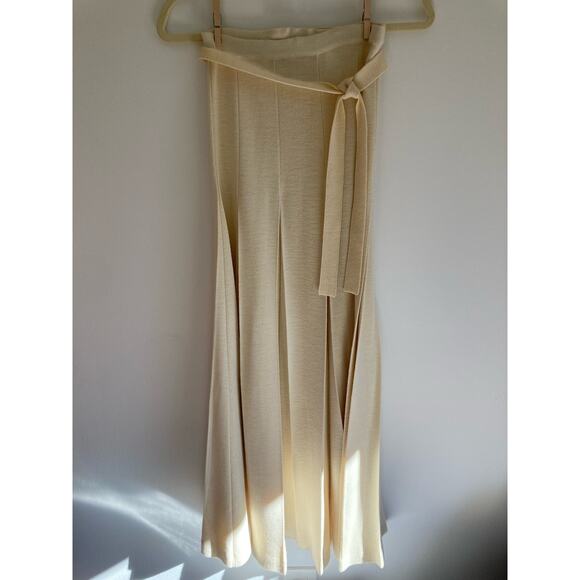 Gino Paoli 1960s Cream & Gold Knit Two-Piece Set Pleat Skirt + Top Mint Vintage - Picture 10 of 15